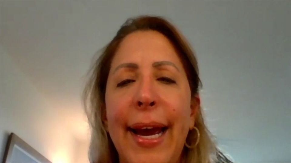 Entrevista a Katiuska Echenagucia