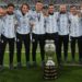 Valores en celeste y blanco